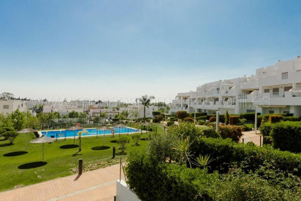 Apartamento Puerta Del Sol Conil De La Frontera Exterior foto